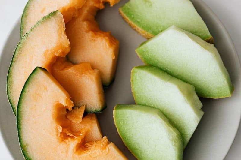 sliced and eaten honeydew melons provide hydration for hamsters