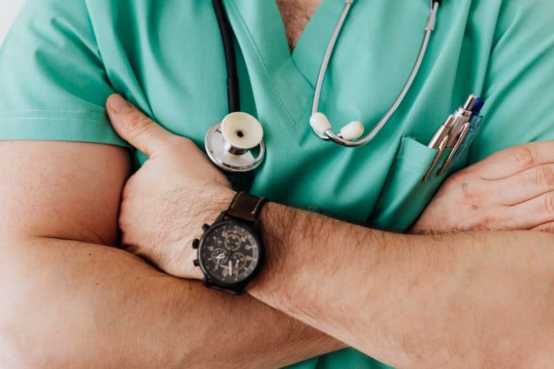 male exotics vet for hedgehogs